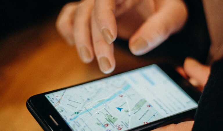 USPS Map Tracking Find Post Office - Pexels Cottonbro Studio 4542998 768x451 