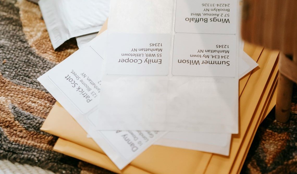 How to Address an Envelope to a P.O. Box - Find Post Office